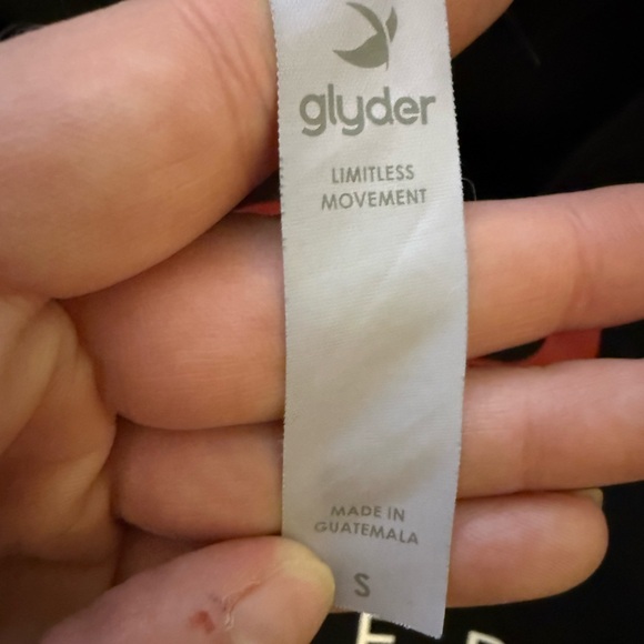 Glyder Cyclebar Black and Red Apparel - Picture 2 of 3